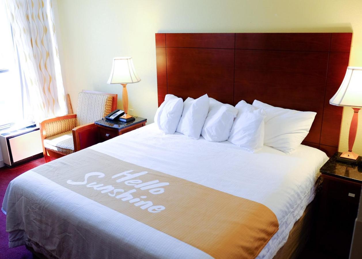 Days Inn By Wyndham High Point/Archdale Ngoại thất bức ảnh